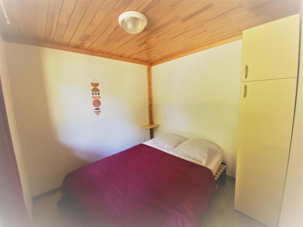 Camping Familial Les Chalets D'Uza Exterior foto