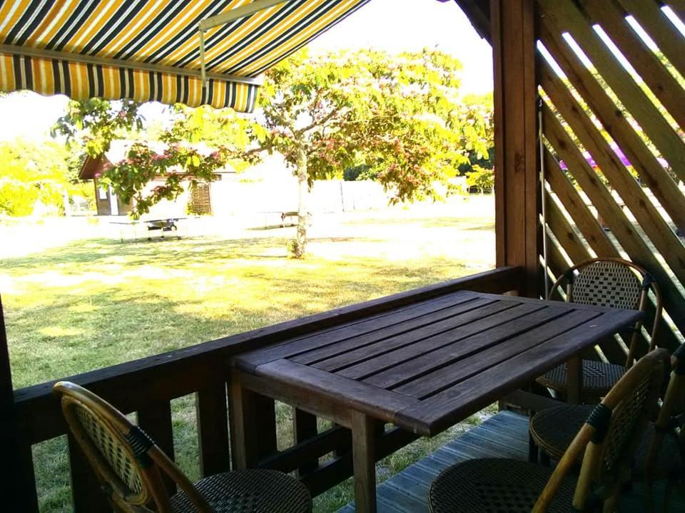 Camping Familial Les Chalets D'Uza Exterior foto